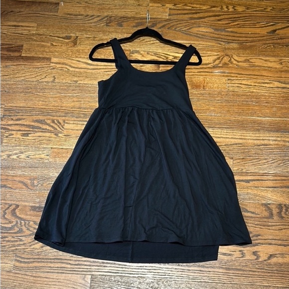 Black Sleeveless Scoop Neck Mini Sundress - Picture 9 of 9